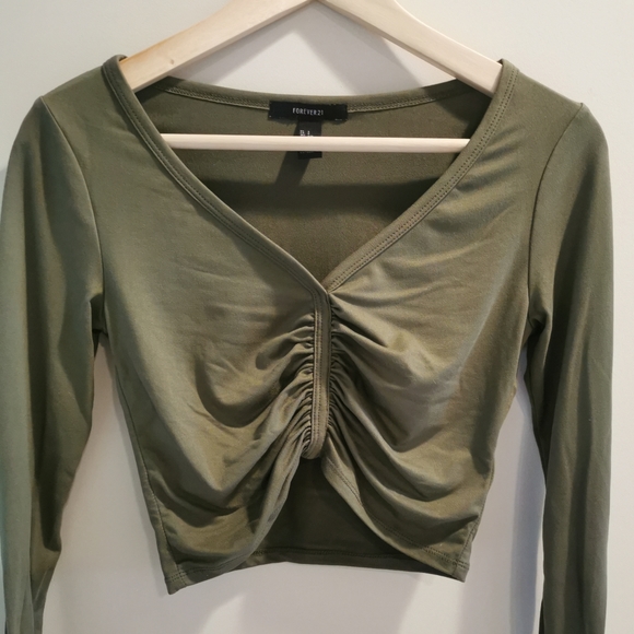 Forever 21 crop top - Picture 2 of 2
